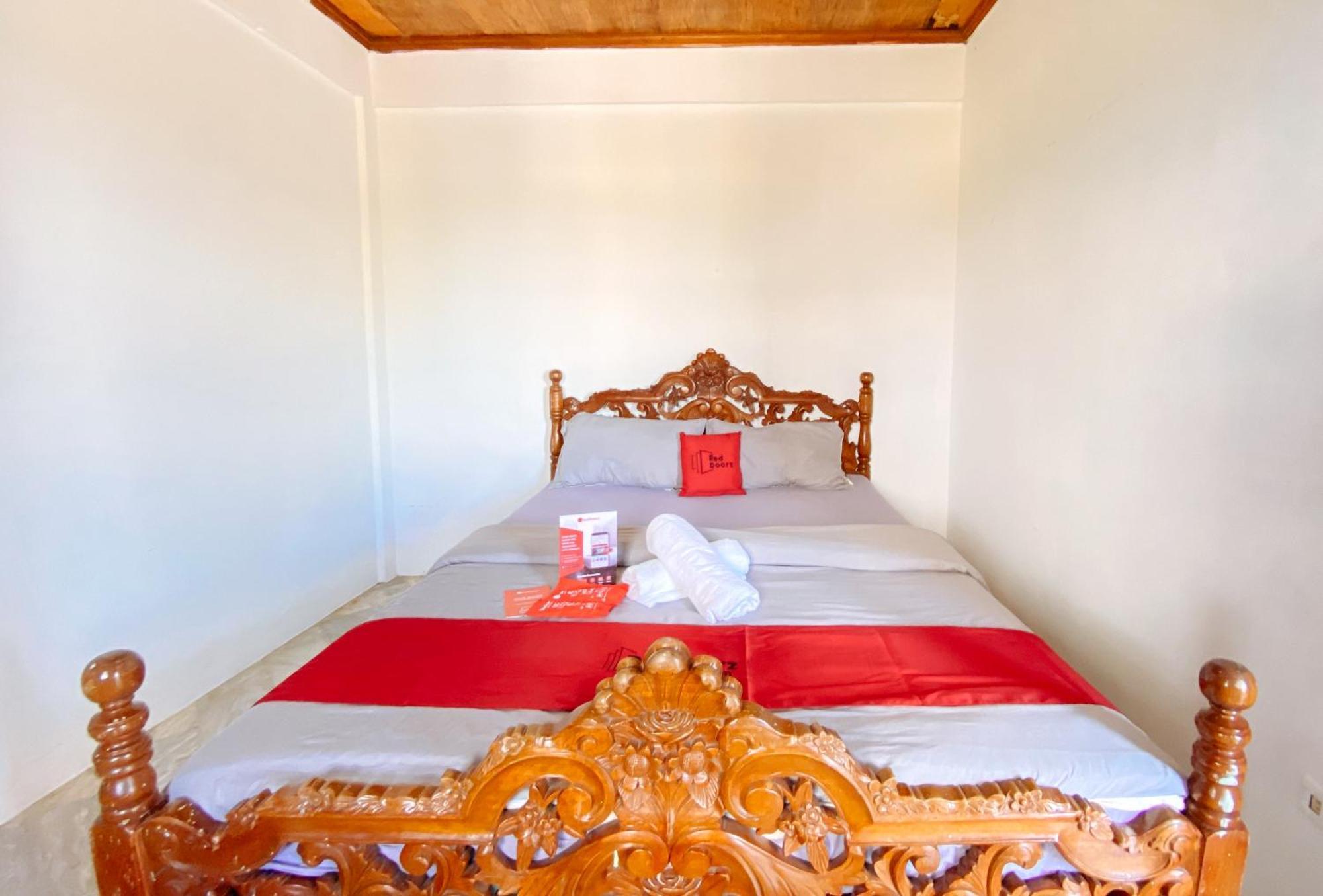 White Castle Beach Resort Iba Zambales Botolan المظهر الخارجي الصورة
