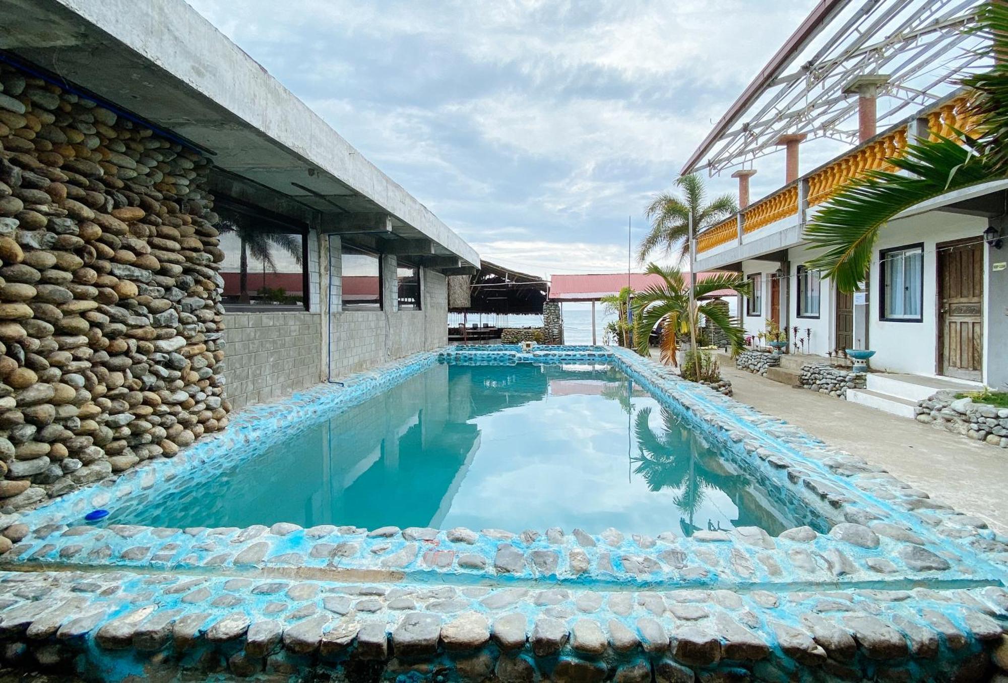 White Castle Beach Resort Iba Zambales Botolan المظهر الخارجي الصورة