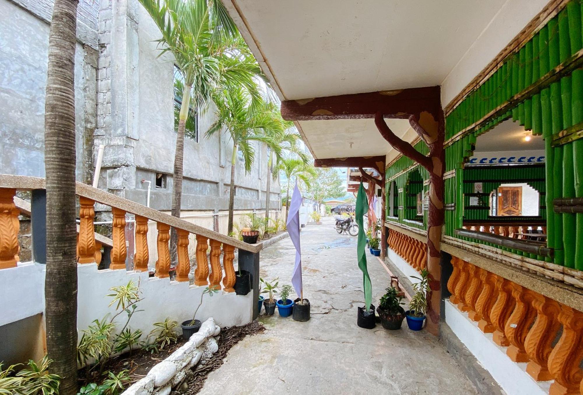 White Castle Beach Resort Iba Zambales Botolan المظهر الخارجي الصورة